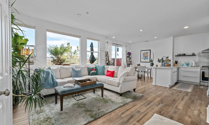 Calavera Hills Casa | Beautiful townhouse in Carlsbad less then 10 min away from the beach