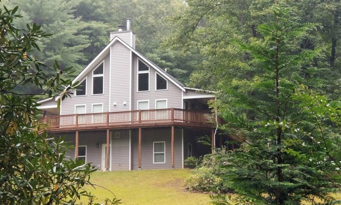 Andrews Casa | Beautiful Tranquil Mountain Home in Andrews, NC