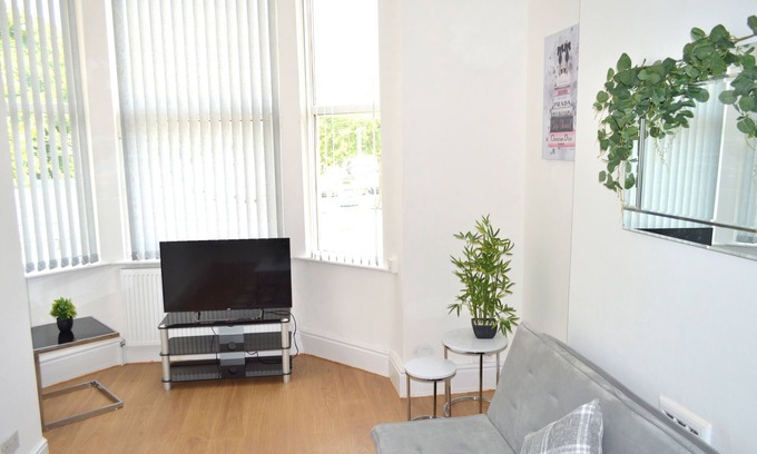 Nottingham Apartamento | Beautiful Two-bed Apartment With Driveway Parking