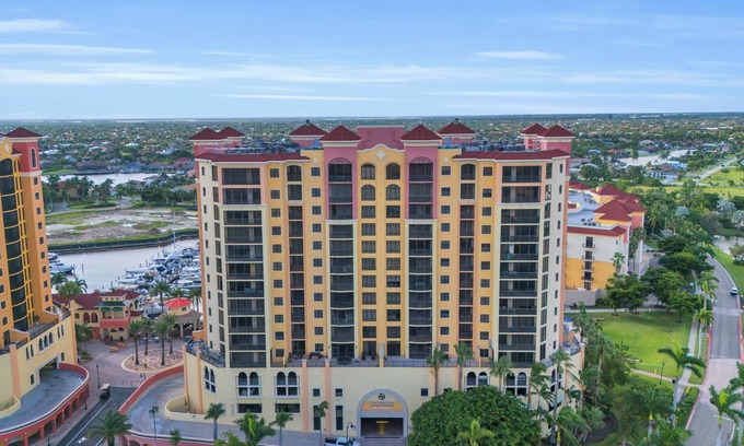Cape Harbour Condominio | Hermoso condominio exclusivo en el sexto piso