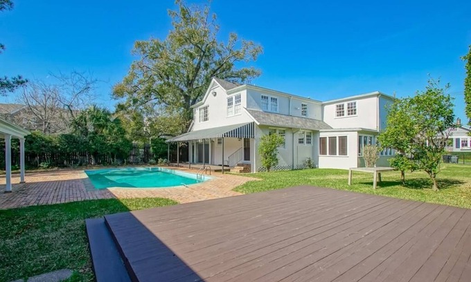 Carrollton Casa | Beautiful Uptown Mansion next to Tulane