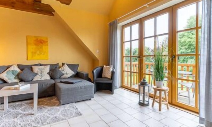 Vollerwiek Apartamento | Beautiful vacation apartment for up to 4 people with balcony and dogs are welcome