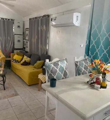 River Oaks Casa | Beautiful Vacation Home