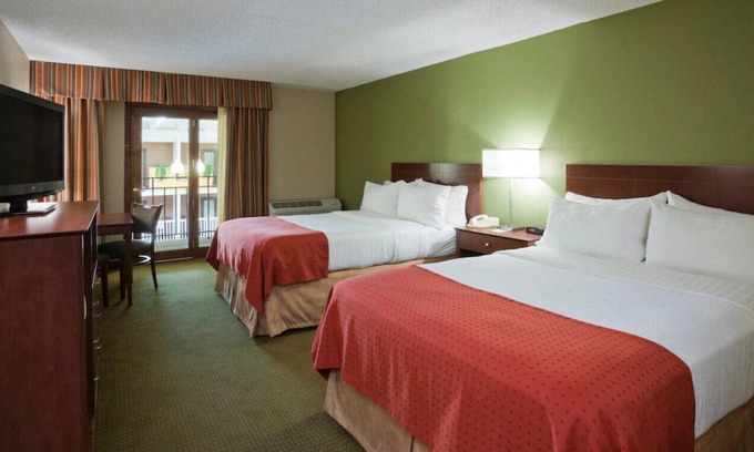 Austin Casa | Beautiful Vacation Spot for Groups!