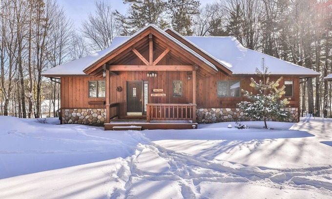 Woodruff Casa | Beautiful Verna Lake
