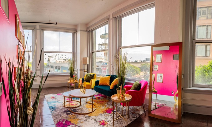 Downtown Apartamento | Beautiful Vibrant Chic DOWNTOWN LA Loft