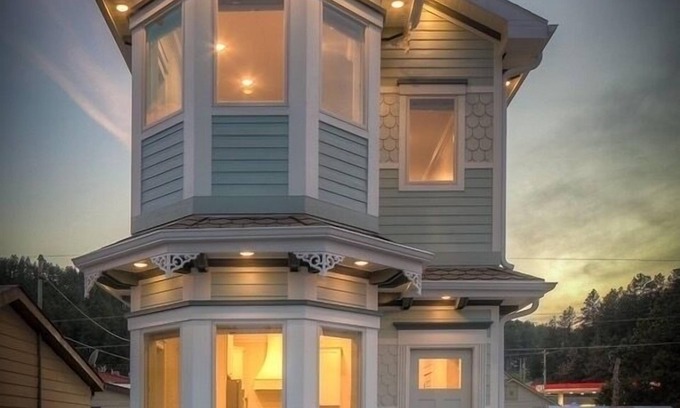 Hill City Casa | Hermosa casa victoriana de nueva construcción