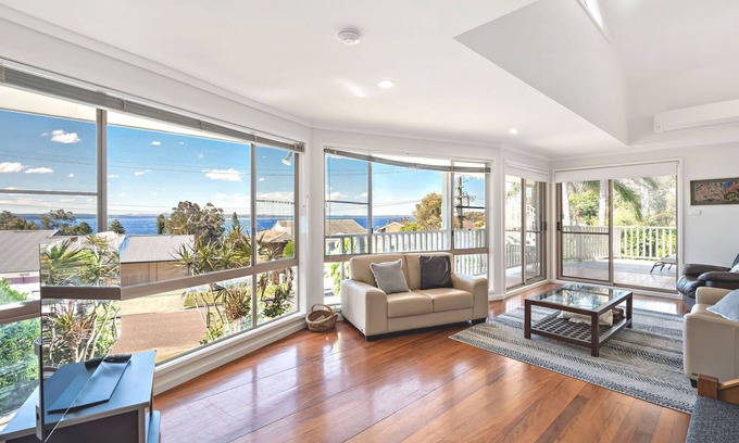 Corlette Casa | Beautiful View Corlette