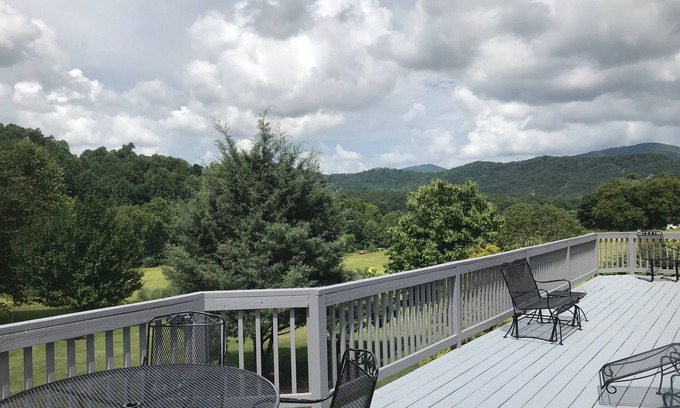 Lovingston Casa | Hermosas vistas de las montañas en 100 acres