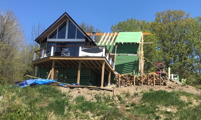 Eastern Vermont Casa | Beautiful views of the Green Mountains and Sterling Range. 10 Minutes to VT Park