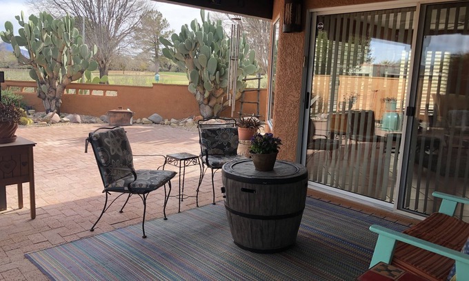 Green Valley Casa | Beautiful views of Mount Wrightson from this home on the Haven Golf Course.