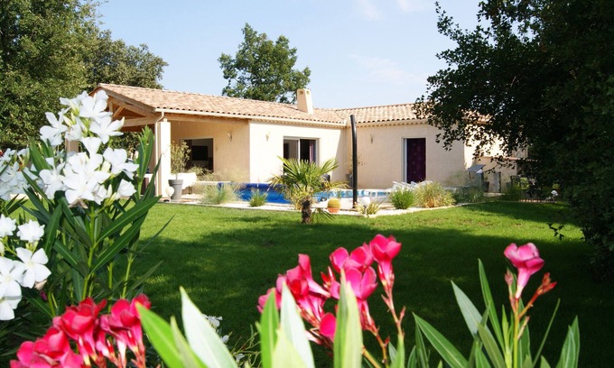 Mejannes-le-Clap Casa | Hermosa villa con jardín y piscina privada para 6 personas.