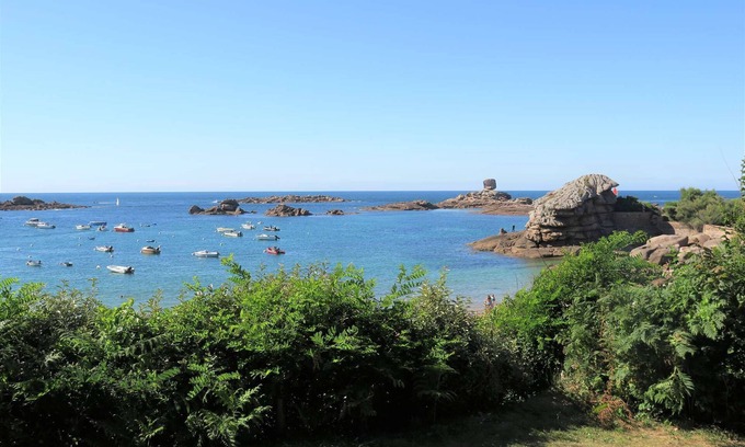 Tregastel Casa | Magnífica Villa 4 * con muy buenos beneficios y jardín en el mar en TREGASTEL