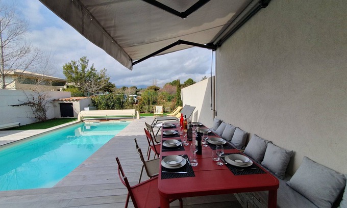 Cala Rossa Villa | Beautiful Villa 5 *, 6-8 people, T5, 4 Bedrooms with private heated pool