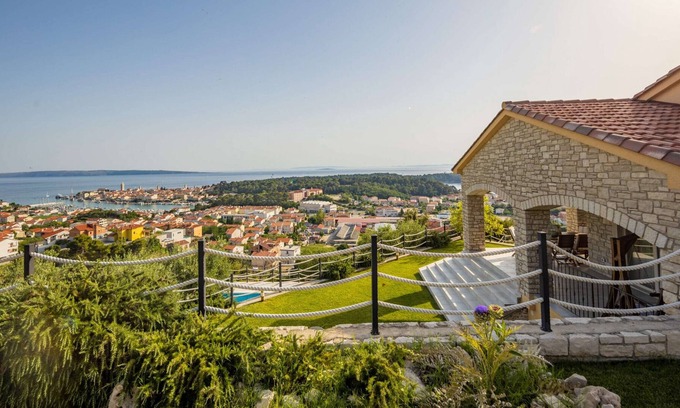 Palit Villa | Beautiful Villa David, on the Island of Rab