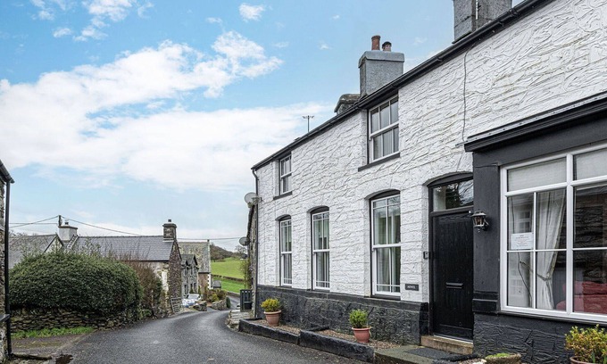 Gwynedd- Snowdonia Casa | Beautiful villa for 7 people with WIFI, terrace and pets allowed