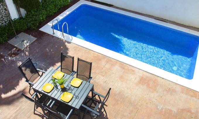 San Juan de Alicante Casa | Preciosa casa de vacaciones con WIFI, A/C, piscina privada, TV, terraza y aparcamiento