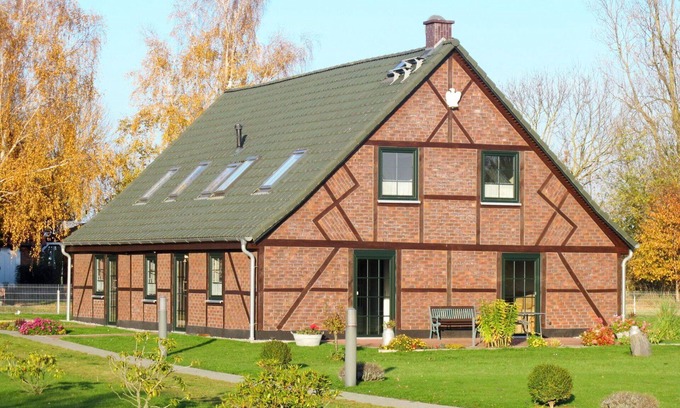 Lieschow Casa | Maravillosa casa de vacaciones para 4 personas con WIFI, TV, patio y aparcamiento