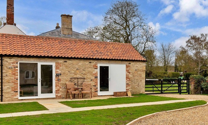 Thurlby Casa | Maravillosa casa de vacaciones para 2 personas con WIFI, terraza y mascotas permitida