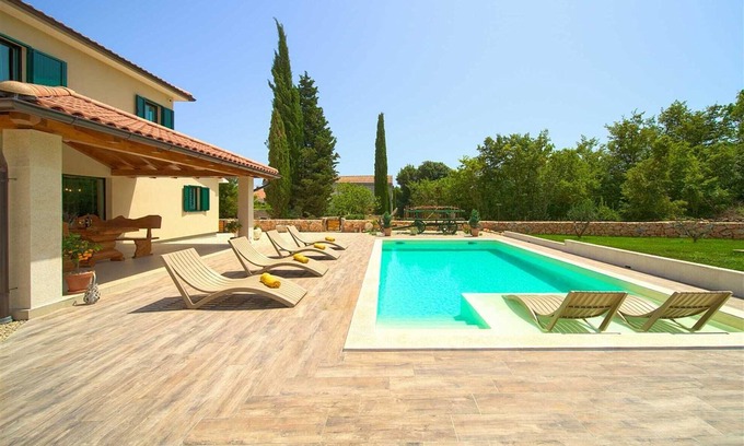 Dobrinj Villa | Villa Green Pearl