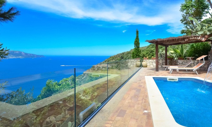 Termini Villa | Hermosa VILLA BACCO con impresionantes vistas al mar, piscina, jardín y terraza