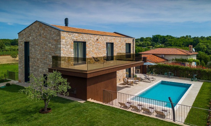 Kastelir Villa | Villa Moia by Villas Guide