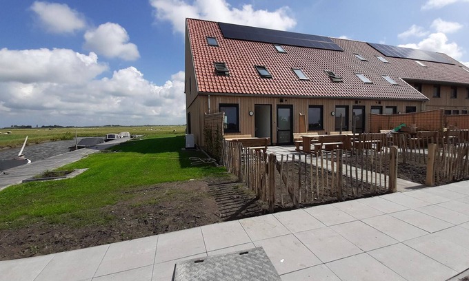 Leons Casa | Villa de lujo en las aguas de Frisia con balandra (cargo adicional)