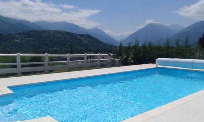Ayzac-Ost Apartamento | Hermosa villa con piscina -3
