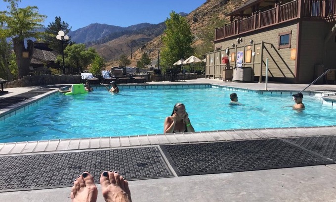 Genoa Complejo | Beautiful Walleys Hotsprings Getaway! One bedroom Sleeps 4 Avail: 9/17-9/21