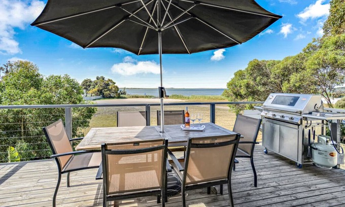Nangkita Casa | Serenity 54 Edison St Hindmarsh Island