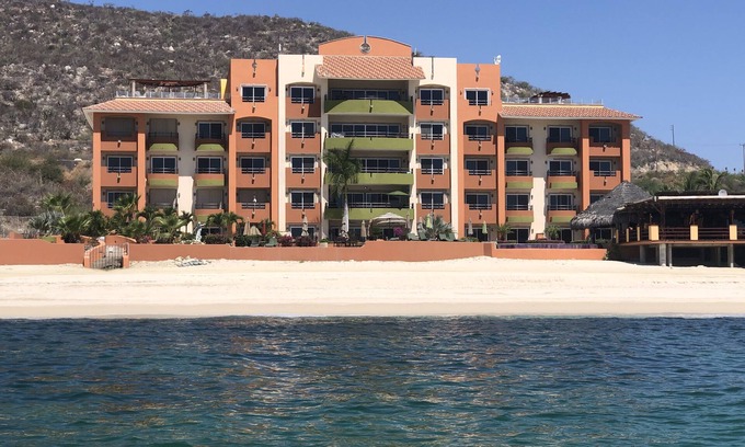 Los Barriles Condominio | Hermoso condominio frente al mar de un dormitorio con excelentes vistas al mar de Cortés