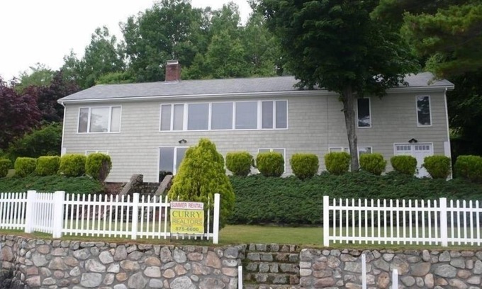 Alton Bay Casa | Hermosa Casa Frente al Mar en Winnepesaukee con muelle y la playa.