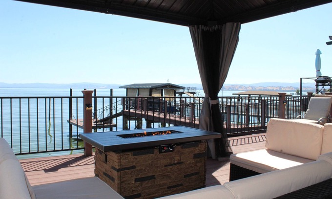 Nice Casa | Beautiful Waterfront House in Nice