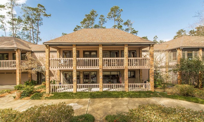 Lacombe Casa | Beautiful waterfront paradise with water access, pool, tennis court.