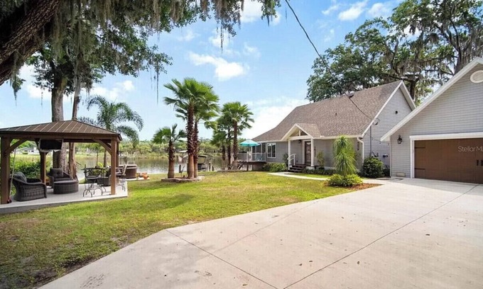 Riverview Casa | Beautiful Waterfront Home on the Alafia River
