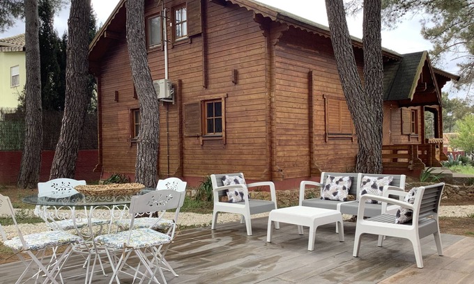 Puebla Tornesa Casa | Preciosa villa de madera en un lugar de encanto rodeado de naturaleza.