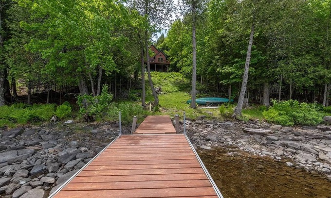 Sebec Casa | Beautiful year round home on Sebec Lake