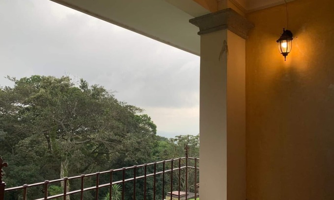 Alotenango Condominio | BEAUTIFULL 2 BEDROOM APT LA REUNION