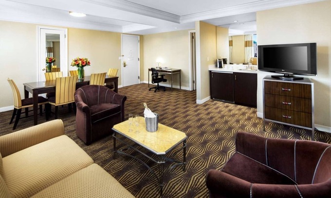 Garment District Hotel | Beautifully Appointed Hotel Room in a NYC Landmark with Modern Comfort