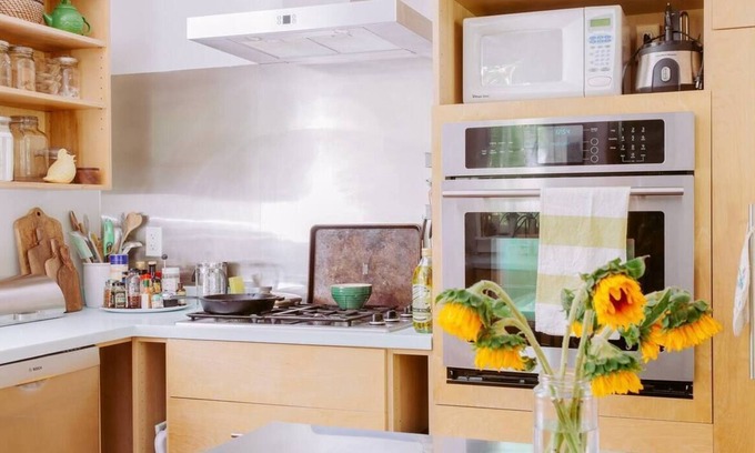 Mount Washington Casa | Beautifully-designed, quiet home in the city but feels like the country