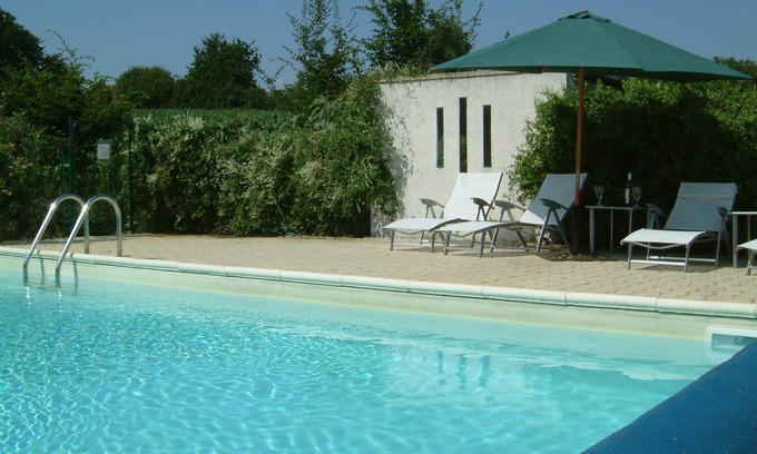 Jumilhac-le-Grand Casa | Beautifully light and spacious 4 bedroomed villa with inground pool