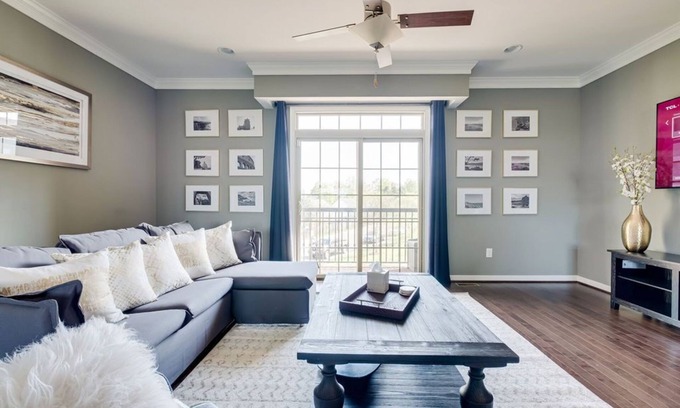 Richmond Casa | Beautifully furnished, spacious townhome!