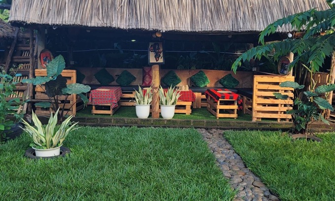 Moshi Cabina | Beautifully Maasai Lodge with free Wi-Fi Moshi Town