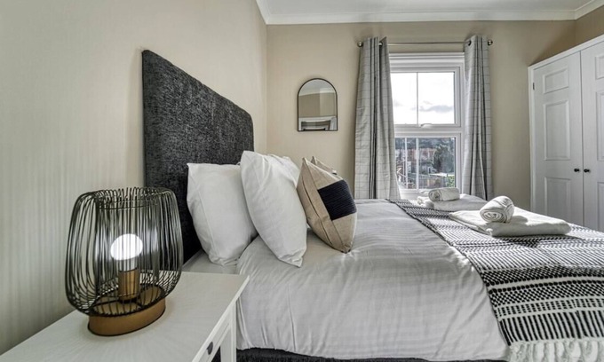 Pontrilas Casa | Beautifully Modern 2-Bed House