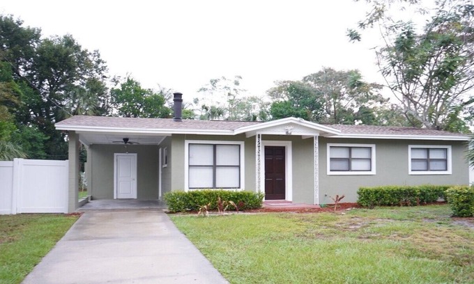 Pine Hills Casa | Cheerful 3-Bedroom Home w/ Indoor Fireplace