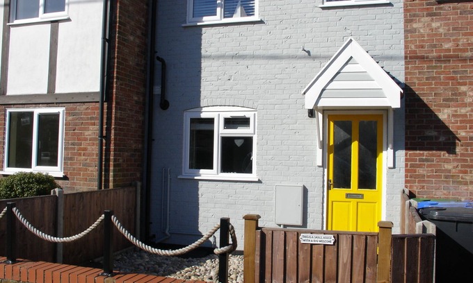 Southwold Casa | Beautifully refurbished 2 bedroom cottage located in the heart of Southwold