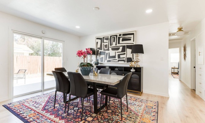 Springdale Casa | Beautifully Remodeled-Newly Furnished-Cozy, Colorful & Eclectic Home in N OKC!