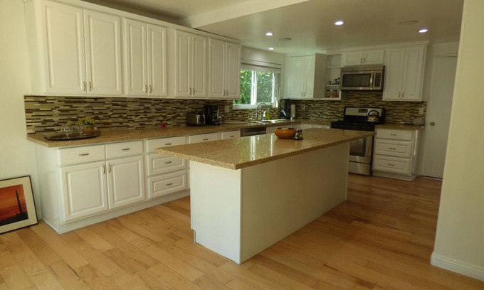 Agoura Hills Casa | Beautifully remodeled, Furnished, 3 Bedrooms and 2 Bathrooms,