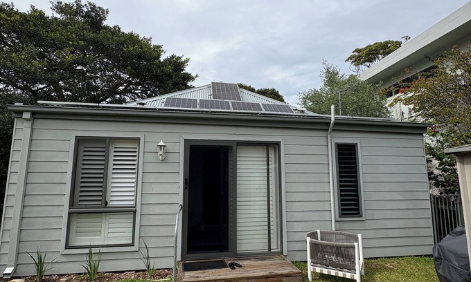 Bundeena Casa | Beautifully renovated 3 bedroom house 40 meters from Hordens Beach Bundeena