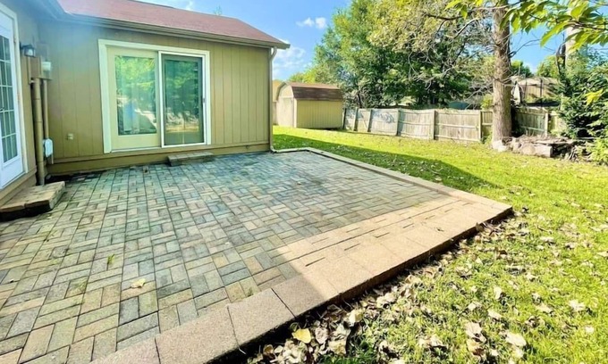 Acton Casa | Beautifully Updated 3bd/2ba, 2 Car Garage!